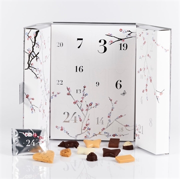 Luksus julekalender med sommerfugle, chokoladebarer, nødder og fyldte chokolader